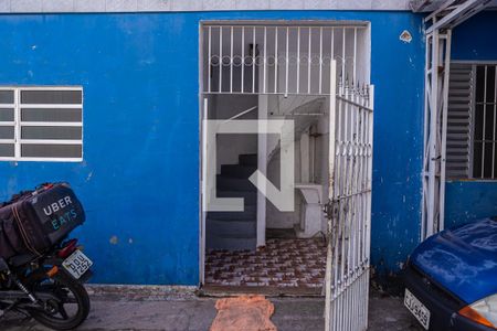 Casa para alugar com 60m², 2 quartos e sem vaga Casa para alugar com 60m², 2 quartos e sem vagaFachada