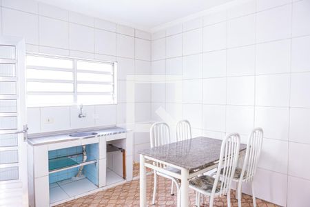 Casa para alugar com 60m², 2 quartos e sem vaga Casa para alugar com 60m², 2 quartos e sem vagaCozinha