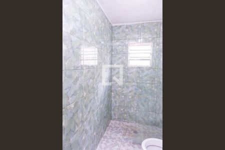 Casa para alugar com 60m², 2 quartos e sem vaga Casa para alugar com 60m², 2 quartos e sem vagaBanheiro