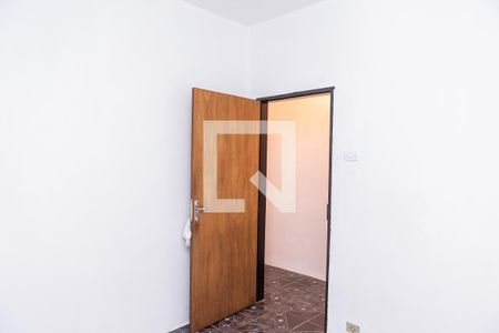 Quarto 1 de casa para alugar com 2 quartos, 60m² em Jardim Itapema, São Paulo