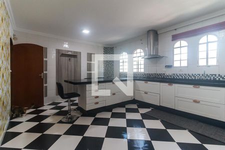Casa para alugar com 450m², 4 quartos e 6 vagas Casa para alugar com 450m², 4 quartos e 6 vagasCozinha