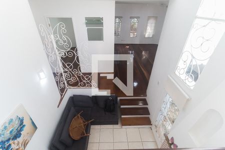 Casa para alugar com 450m², 4 quartos e 6 vagas Casa para alugar com 450m², 4 quartos e 6 vagasVista do Mezanino