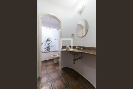 Casa para alugar com 450m², 4 quartos e 6 vagas Casa para alugar com 450m², 4 quartos e 6 vagasLavabo