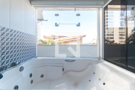 Casa para alugar com 450m², 4 quartos e 6 vagas Casa para alugar com 450m², 4 quartos e 6 vagasBanheiro da Suíte 3