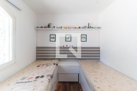 Casa para alugar com 450m², 4 quartos e 6 vagas Casa para alugar com 450m², 4 quartos e 6 vagasQuarto 2