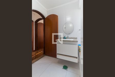 Casa para alugar com 450m², 4 quartos e 6 vagas Casa para alugar com 450m², 4 quartos e 6 vagasBanheiro