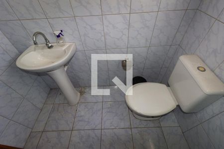 Casa à venda com 330m², 3 quartos e 4 vagasBanheiro 5