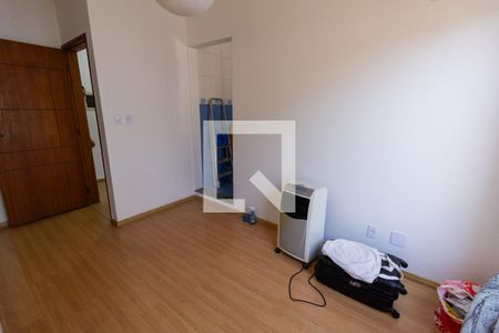 Casa à venda com 330m², 3 quartos e 4 vagasQuarto 2 - suíte