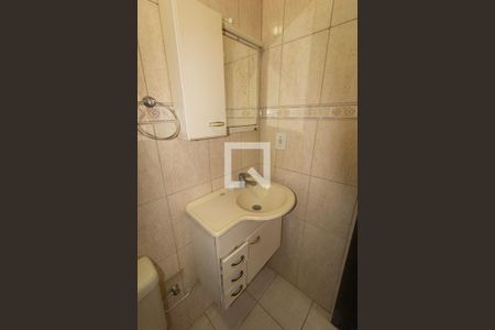 Casa à venda com 330m², 3 quartos e 4 vagasBanheiro 1 (suíte 3)