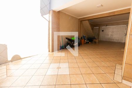 Casa à venda com 330m², 3 quartos e 4 vagasGaragem