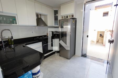 Casa à venda com 330m², 3 quartos e 4 vagasCozinha