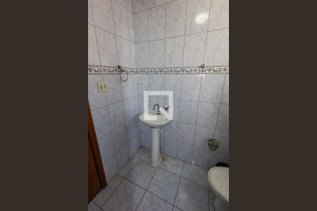 Casa à venda com 330m², 3 quartos e 4 vagasBanheiro 5