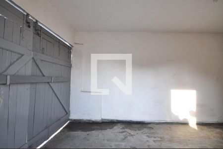 Casa à venda com 310m², 2 quartos e 1 vagaGaragem