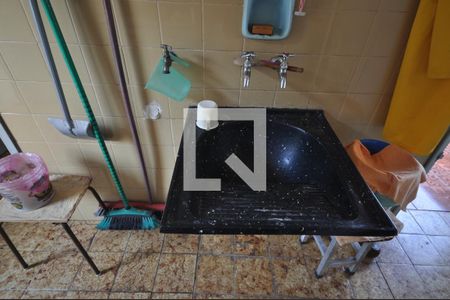 Casa à venda com 310m², 2 quartos e 1 vagaÁrea de Serviço