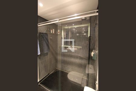 Apartamento à venda com 98m², 2 quartos e 1 vagaBanheiro da Suíte