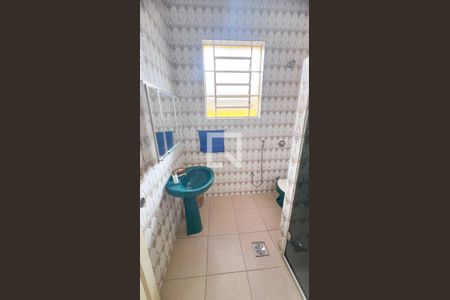 Casa à venda com 214m², 5 quartos e 10 vagas Casa à venda com 214m², 5 quartos e 10 vagasBanheiro