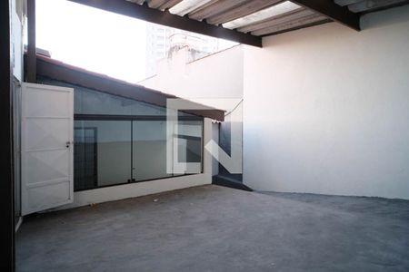 Casa à venda com 320m², 3 quartos e 4 vagas Casa à venda com 320m², 3 quartos e 4 vagasÁrea Externa