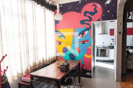 Apartamento à venda com 94m², 2 quartos e sem vagaSala de jantar