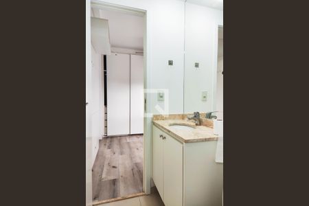 Apartamento para alugar com 55m², 2 quartos e 2 vagasBanheiro da Suite