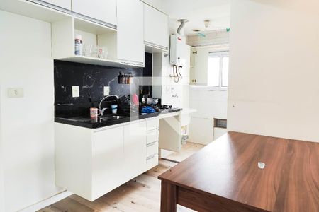 Apartamento para alugar com 55m², 2 quartos e 2 vagasCozinha