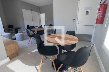Apartamento para alugar com 55m², 2 quartos e 2 vagasÁrea comum - Churrasqueira