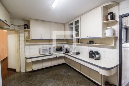Apartamento à venda com 164m², 4 quartos e 2 vagasCozinha