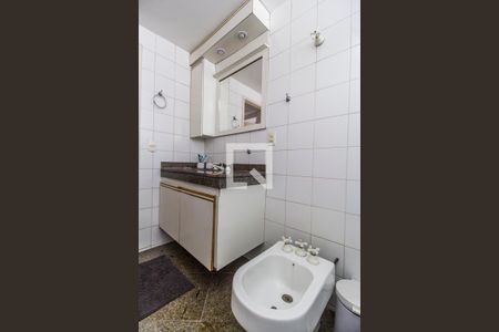 Apartamento à venda com 164m², 4 quartos e 2 vagasBanheiro