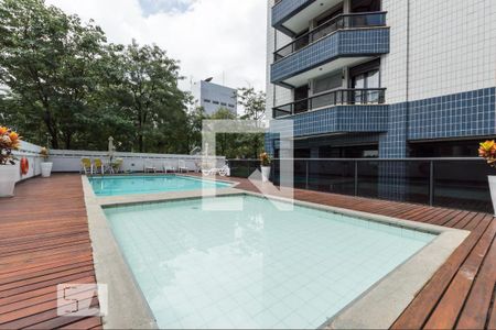 Apartamento à venda com 164m², 4 quartos e 2 vagasPiscina