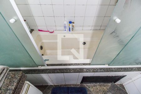 Apartamento à venda com 164m², 4 quartos e 2 vagasDetalhe do Banheiro da Suite