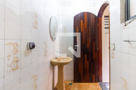 Casa à venda com 240m², 4 quartos e 1 vagaBanheiro externo