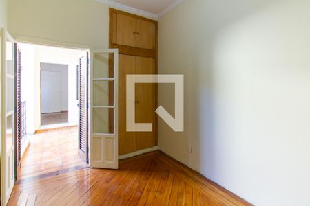 Casa à venda com 240m², 4 quartos e 1 vagaQuarto 2