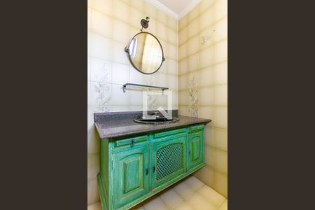 Casa à venda com 240m², 4 quartos e 1 vagaBanheiro Social