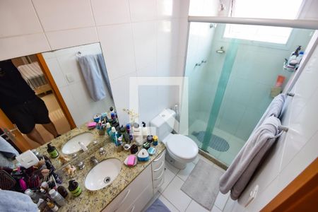 Apartamento à venda com 111m², 4 quartos e 2 vagasBanheiro do Quarto 4 (Suíte)