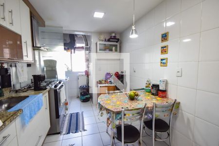 Apartamento à venda com 111m², 4 quartos e 2 vagasCozinha