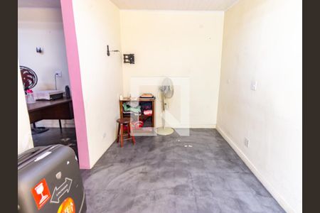 Casa à venda com 133m², 3 quartos e 2 vagasSuíte 3 - Closet