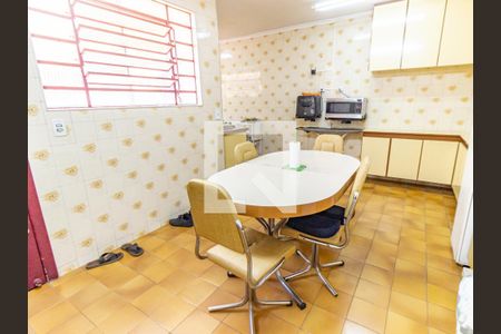 Casa à venda com 133m², 3 quartos e 2 vagasCozinha