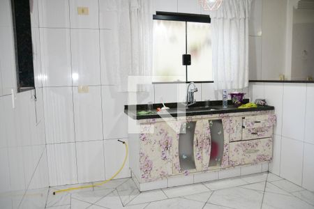 Casa à venda com 240m², 4 quartos e 2 vagasCozinha