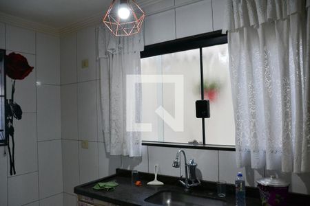 Casa à venda com 240m², 4 quartos e 2 vagasCozinha