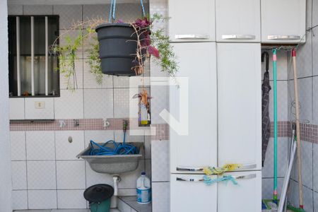 Casa à venda com 240m², 4 quartos e 2 vagasÁrea de Serviço
