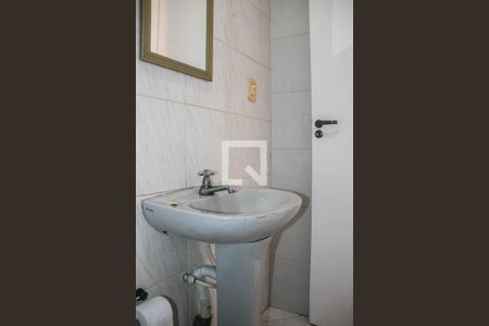 Casa de condomínio para alugar com 98m², 4 quartos e 2 vagas Casa de condomínio para alugar com 98m², 4 quartos e 2 vagasBanheiro