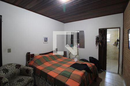 Casa à venda com 300m², 3 quartos e 4 vagasSuíte