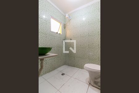 Casa à venda com 108m², 2 quartos e 2 vagas Casa à venda com 108m², 2 quartos e 2 vagasBanheiro da Suíte 2