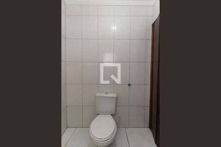 Casa à venda com 108m², 2 quartos e 2 vagas Casa à venda com 108m², 2 quartos e 2 vagasBanheiro da Suíte 1