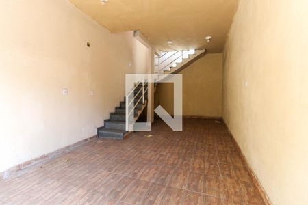 Garagem de casa à venda com 2 quartos, 108m² em Cidade Líder, São Paulo
