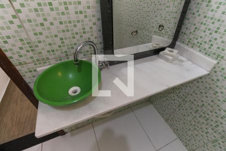 Casa à venda com 108m², 2 quartos e 2 vagas Casa à venda com 108m², 2 quartos e 2 vagasBanheiro da Suíte 2
