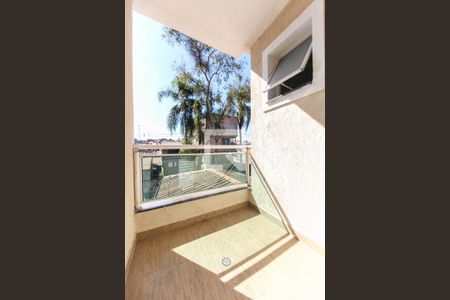 Casa à venda com 108m², 2 quartos e 2 vagas Casa à venda com 108m², 2 quartos e 2 vagasVaranda da Suíte 1