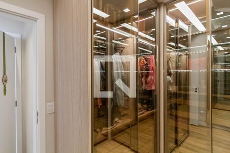 Apartamento à venda com 202m², 3 quartos e 3 vagasCloset da suíte 3