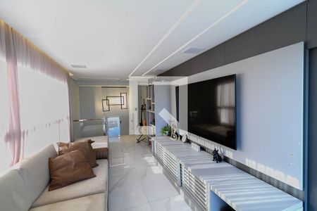 Apartamento à venda com 202m², 3 quartos e 3 vagasCobertura - Sala 2