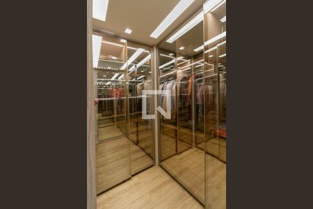 Apartamento à venda com 202m², 3 quartos e 3 vagasCloset da suíte 3