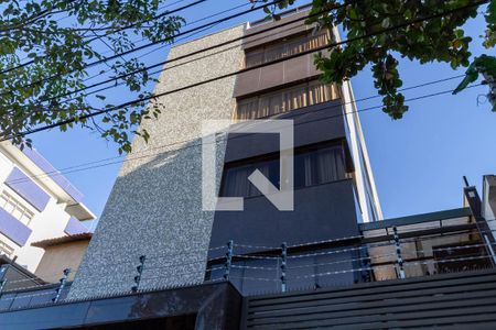 Apartamento à venda com 202m², 3 quartos e 3 vagasFachada